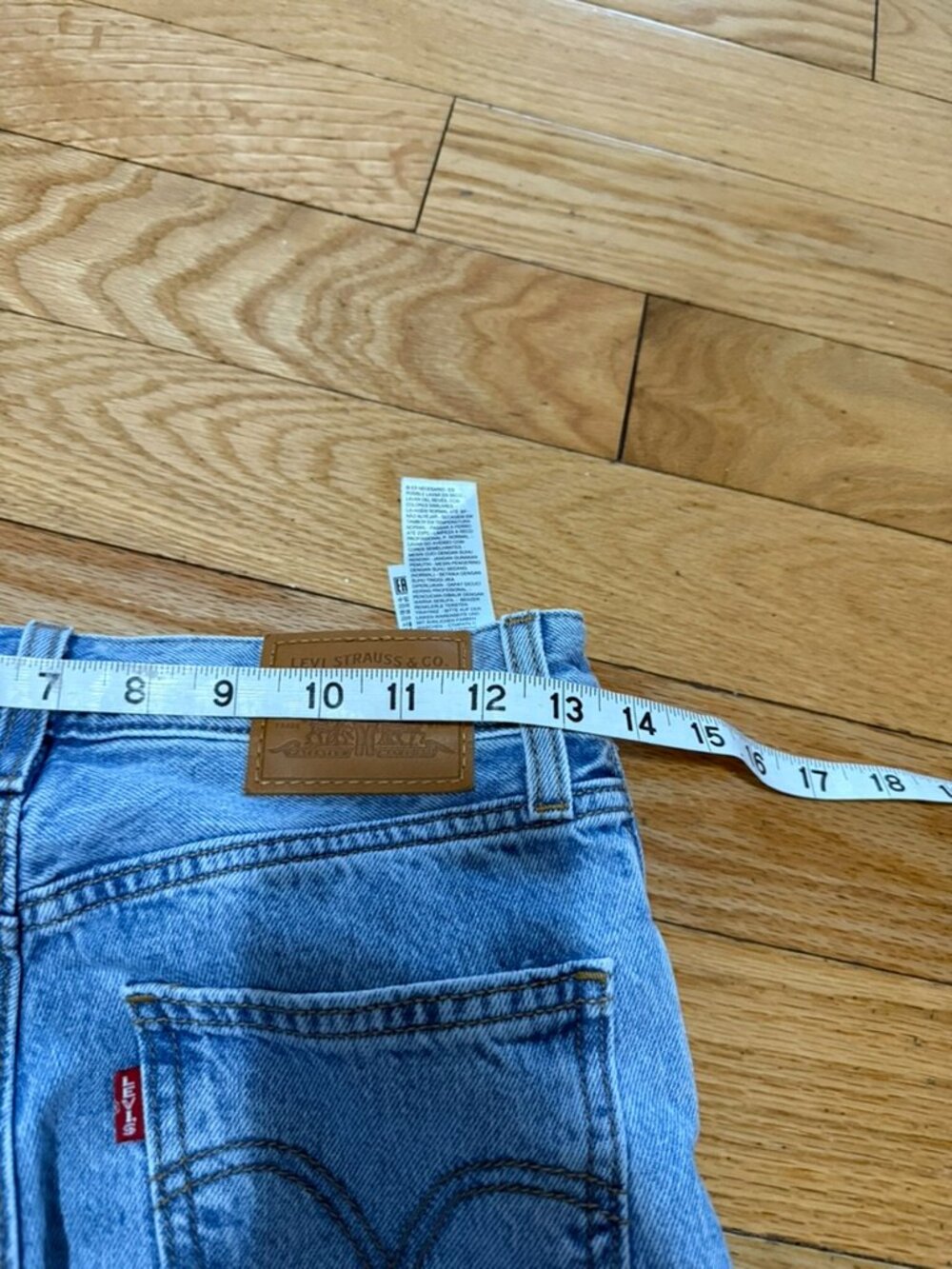 Levi's Baggy Wide Leg Jeans Light Wash High Rise 24 x 30 Size: 24 x 30 (tagged - Picture 8 of 8